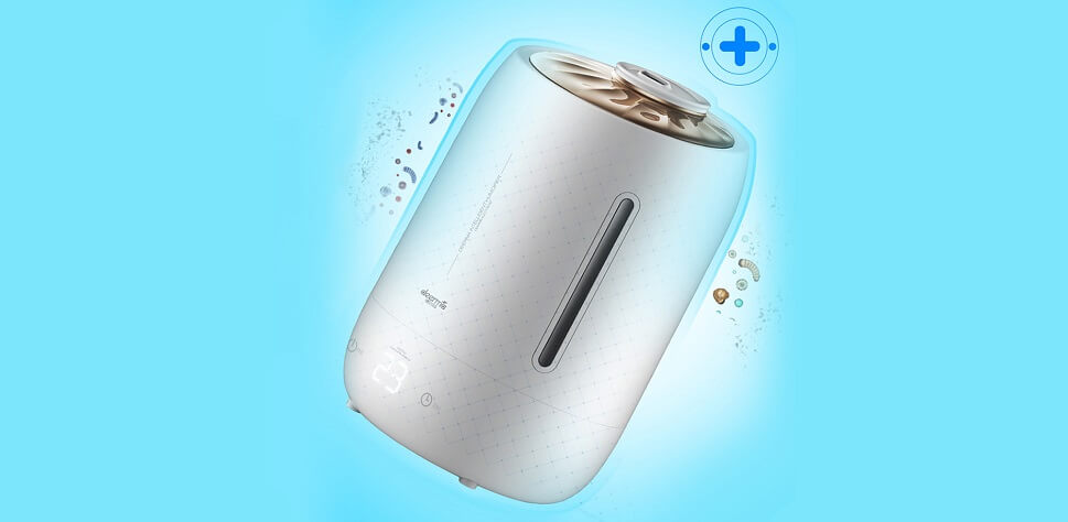 вода в резервуаре проходит ионизацию